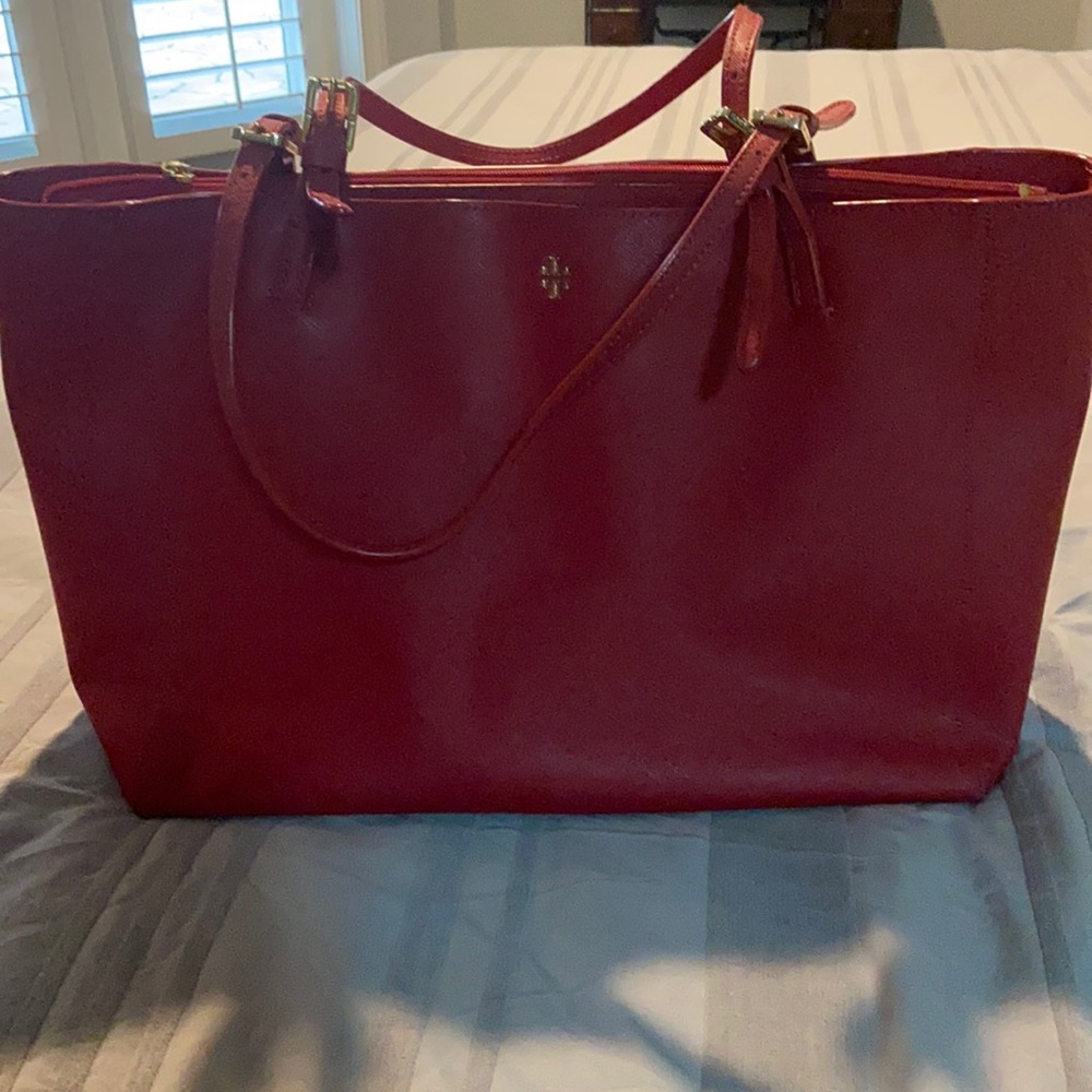 Red Tory Burch tote